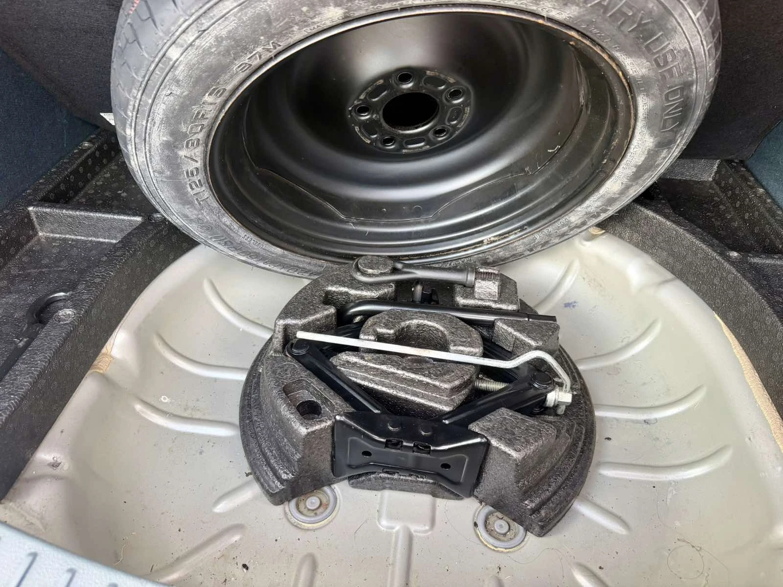 Ford C-max, снимка 14 - Автомобили и джипове - 55417785