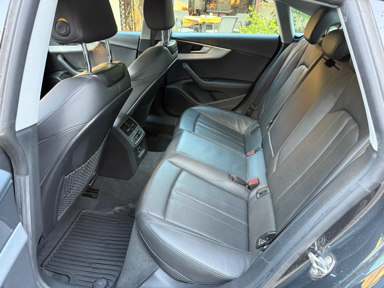 Audi A5 2.0TDI* QUATTRO* Martrix* DIGITAL* , снимка 12 - Автомобили и джипове - 55450059