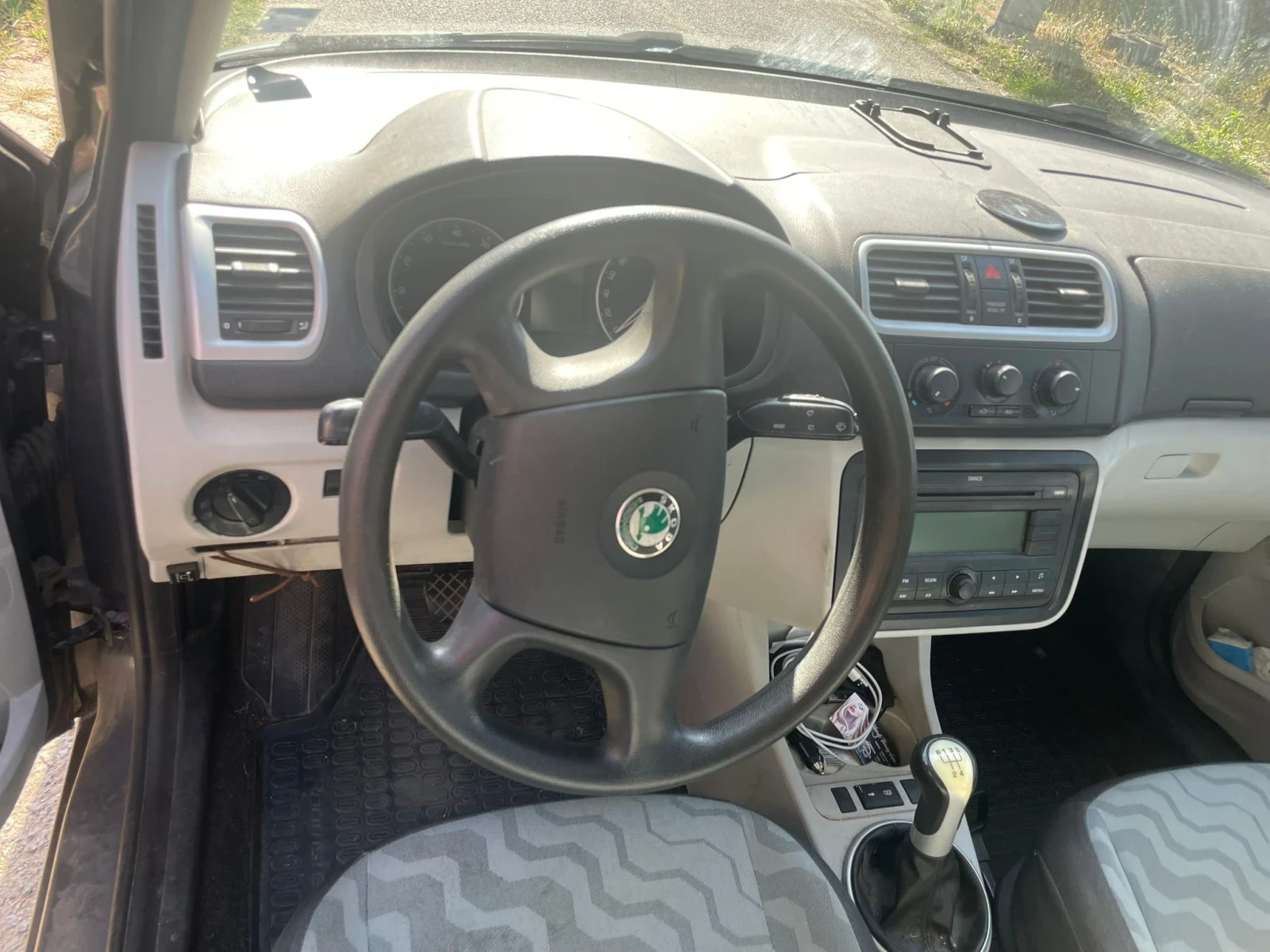 Skoda Roomster 1.4 LPG, снимка 2 - Автомобили и джипове - 55891048