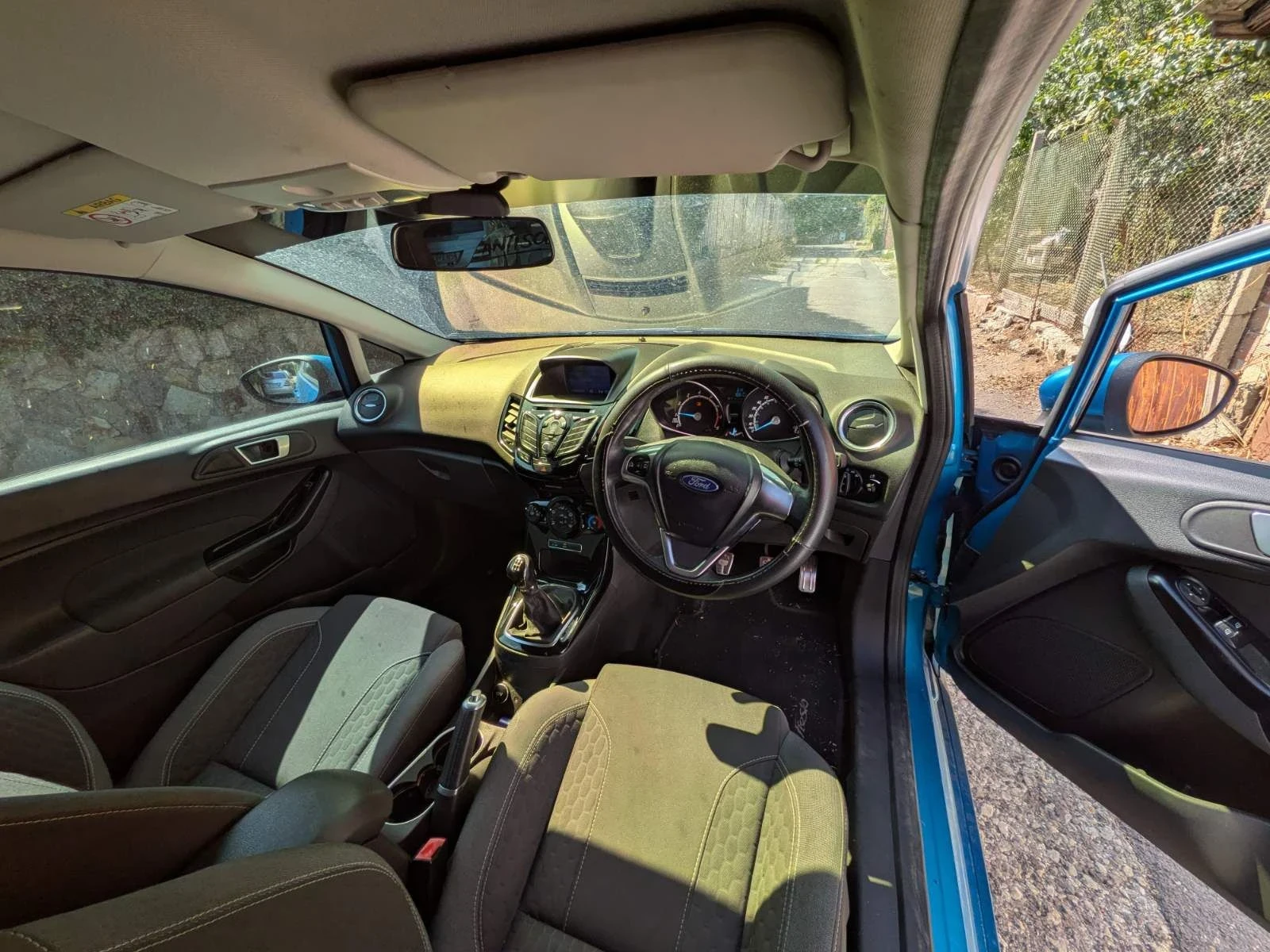 Ford Fiesta St 200, снимка 15 - Автомобили и джипове - 55950308