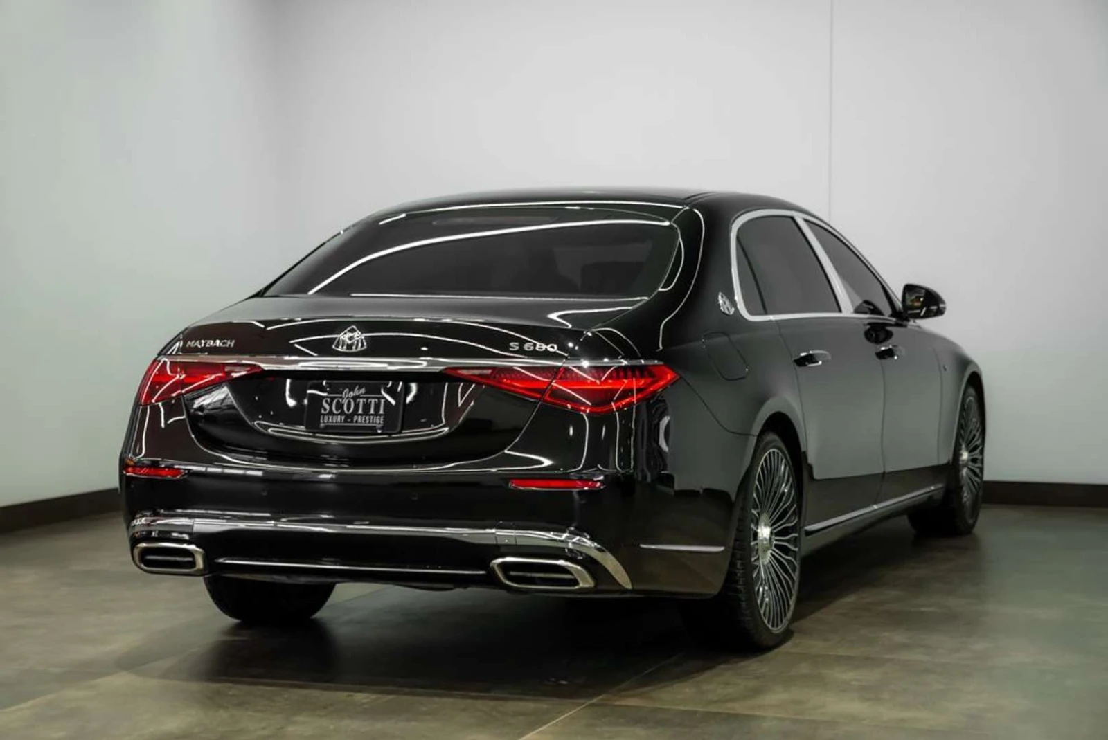 Mercedes-Benz S 680, снимка 4 - Автомобили и джипове - 56026146