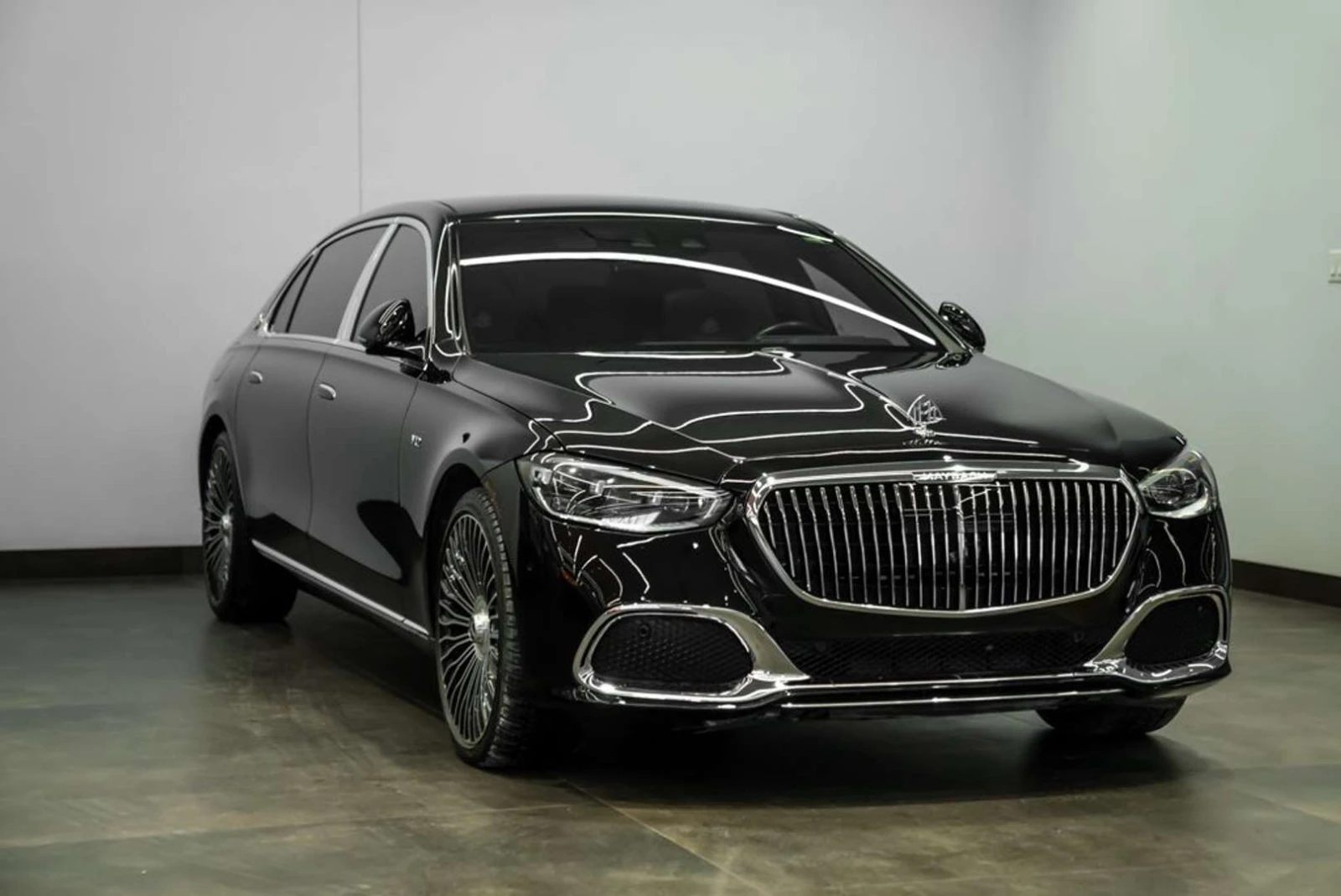 Mercedes-Benz S 680, снимка 3 - Автомобили и джипове - 56026146