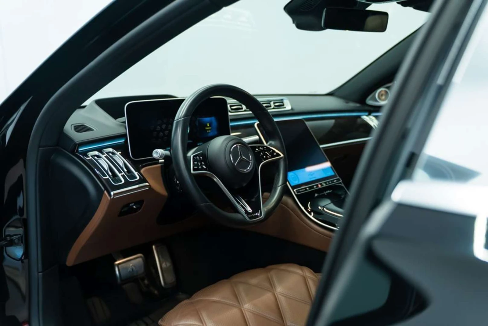 Mercedes-Benz S 680, снимка 13 - Автомобили и джипове - 56026146