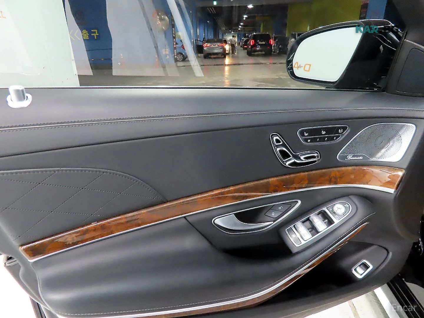 Mercedes-Benz S 550 LONG 4MATIC* 360* ОБДУХ* НАВИ* ПАНО, снимка 14 - Автомобили и джипове - 56057438