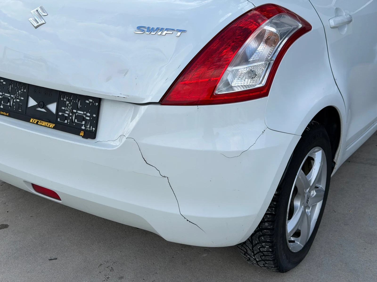 Suzuki Swift, снимка 6 - Автомобили и джипове - 56358096