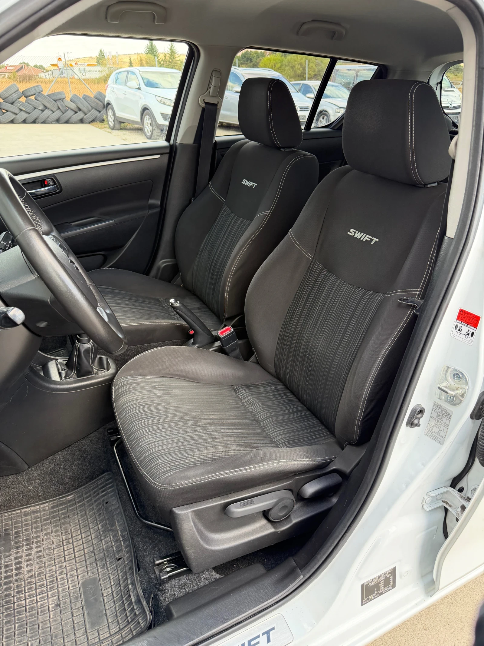 Suzuki Swift, снимка 9 - Автомобили и джипове - 56358096