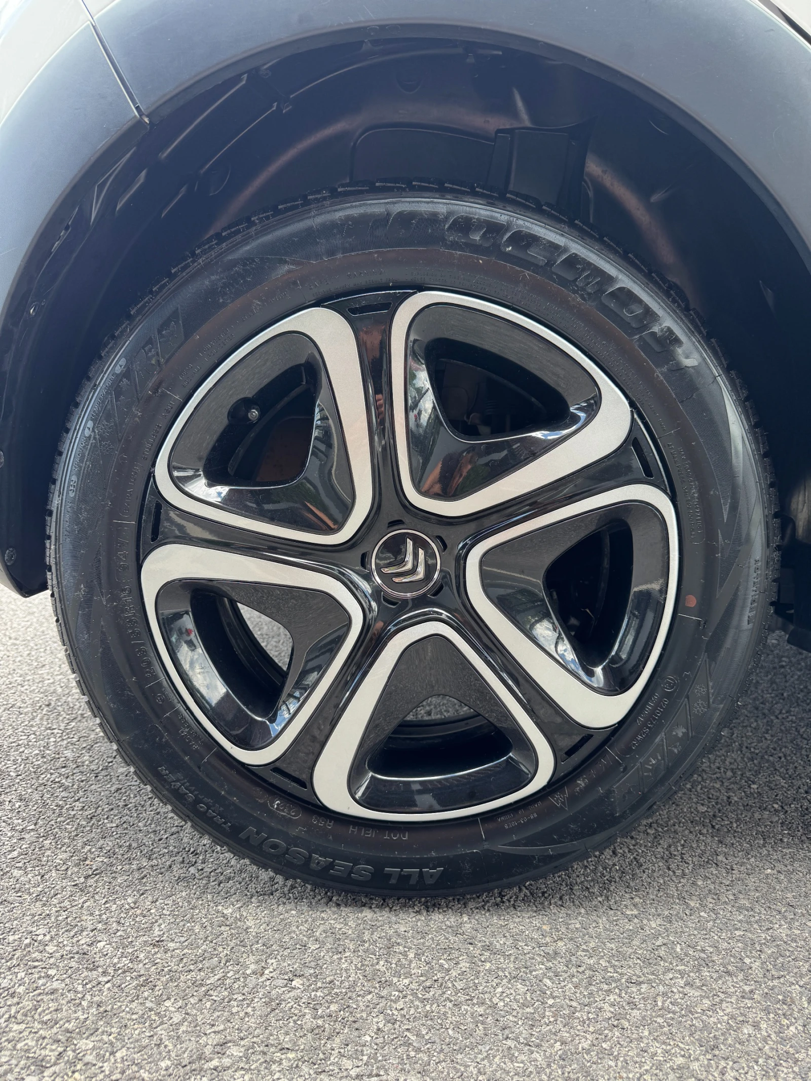 Citroen C3 1.2I НОВ ВНОС, снимка 14 - Автомобили и джипове - 56671661
