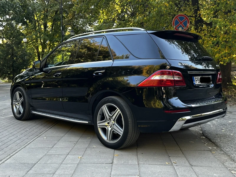 Mercedes-Benz ML 350 AMG Package , снимка 3 - Автомобили и джипове - 47260451