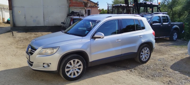 VW Tiguan, снимка 2 - Автомобили и джипове - 47923927