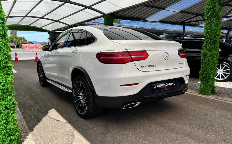 Mercedes-Benz GLC 250 AMG/COUPE/9G/GERMANY/CAMERA/ПОДГРЕВ/AMBIENT/LIZING, снимка 7 - Автомобили и джипове - 51532137