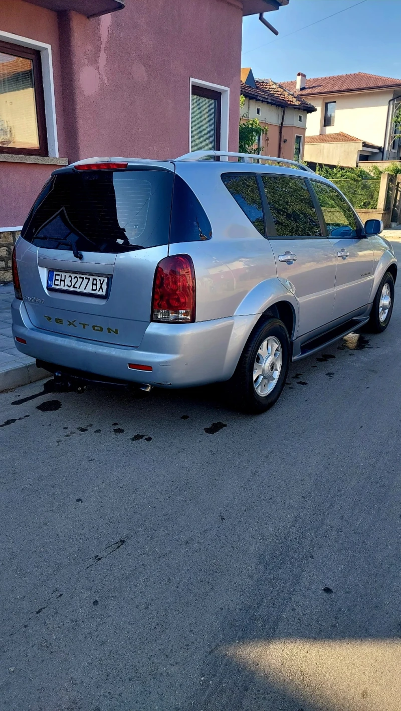 SsangYong Rexton, снимка 4 - Автомобили и джипове - 52710040