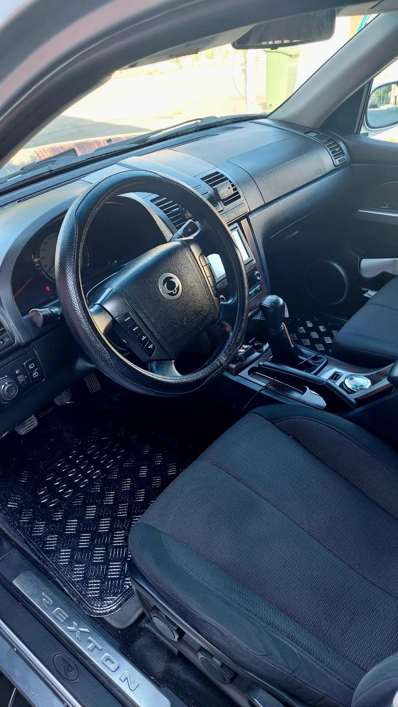 SsangYong Rexton, снимка 5 - Автомобили и джипове - 52710040