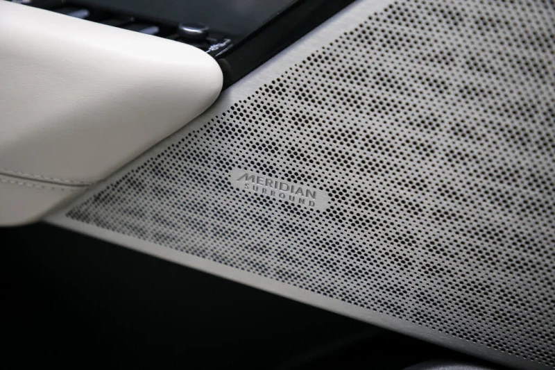 Land Rover Range Rover Velar P380 R-Dynamic HSE AWD* FULL MAX* MERIDIAN* , снимка 6 - Автомобили и джипове - 53088756