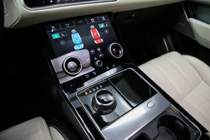 Land Rover Range Rover Velar P380 R-Dynamic HSE AWD* FULL MAX* MERIDIAN* , снимка 11 - Автомобили и джипове - 53088756