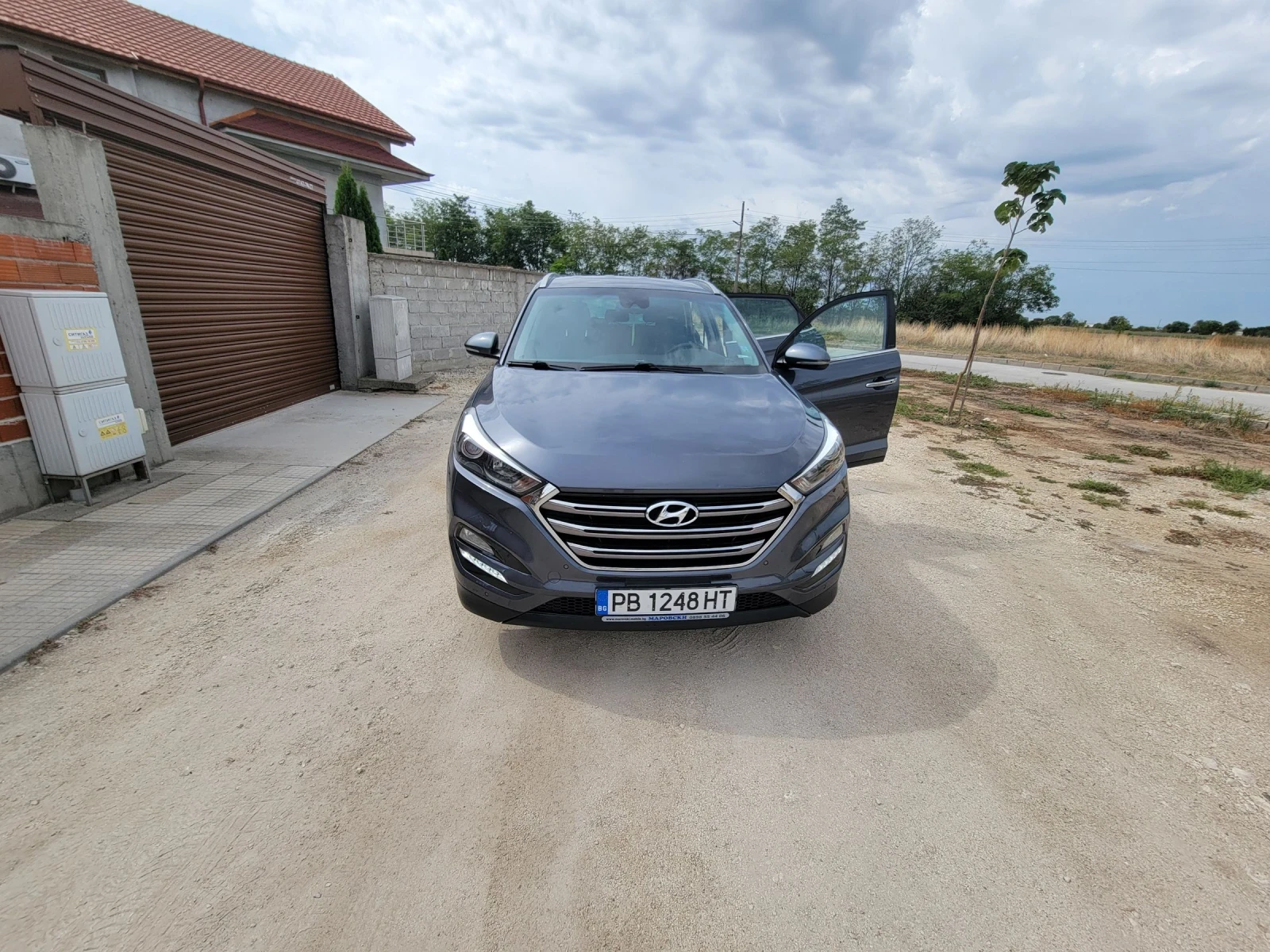 Hyundai Tucson 1.7 CDRI 141K - изображение 2