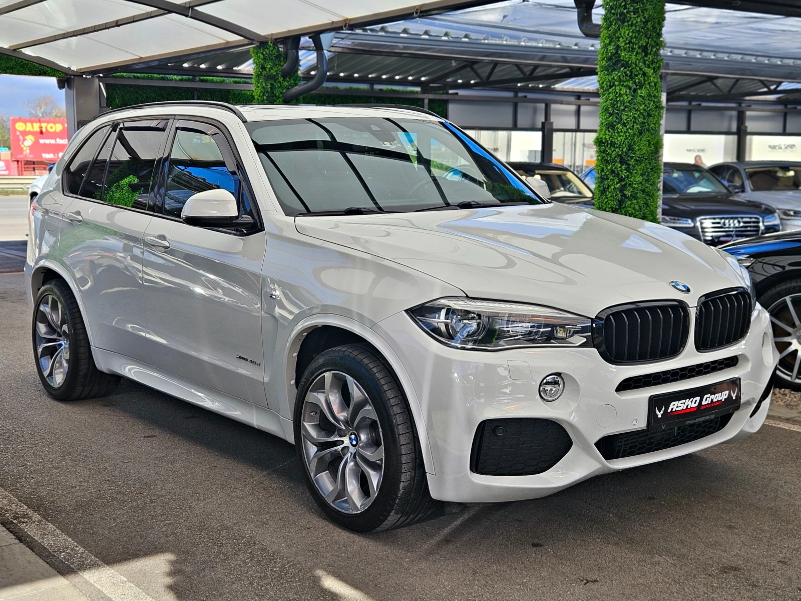 BMW X5 M/4.0XD/ОБСЛУЖЕН/CAMERA/DIGITAL/ПОДГРЕВ/AMBIEN/LIZ - изображение 3