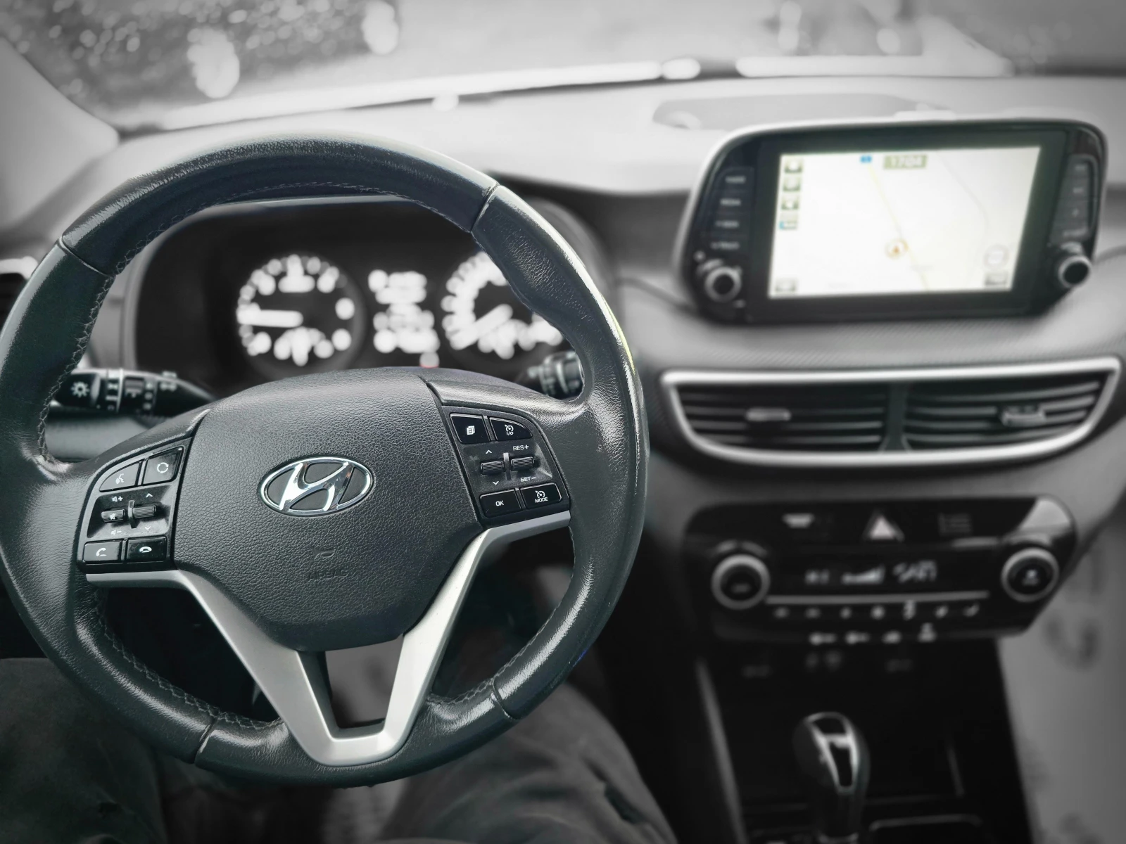 Hyundai Tucson 1.6-CRDI-AVTOMATIC-NAVI-EURO6W | Mobile.bg   13