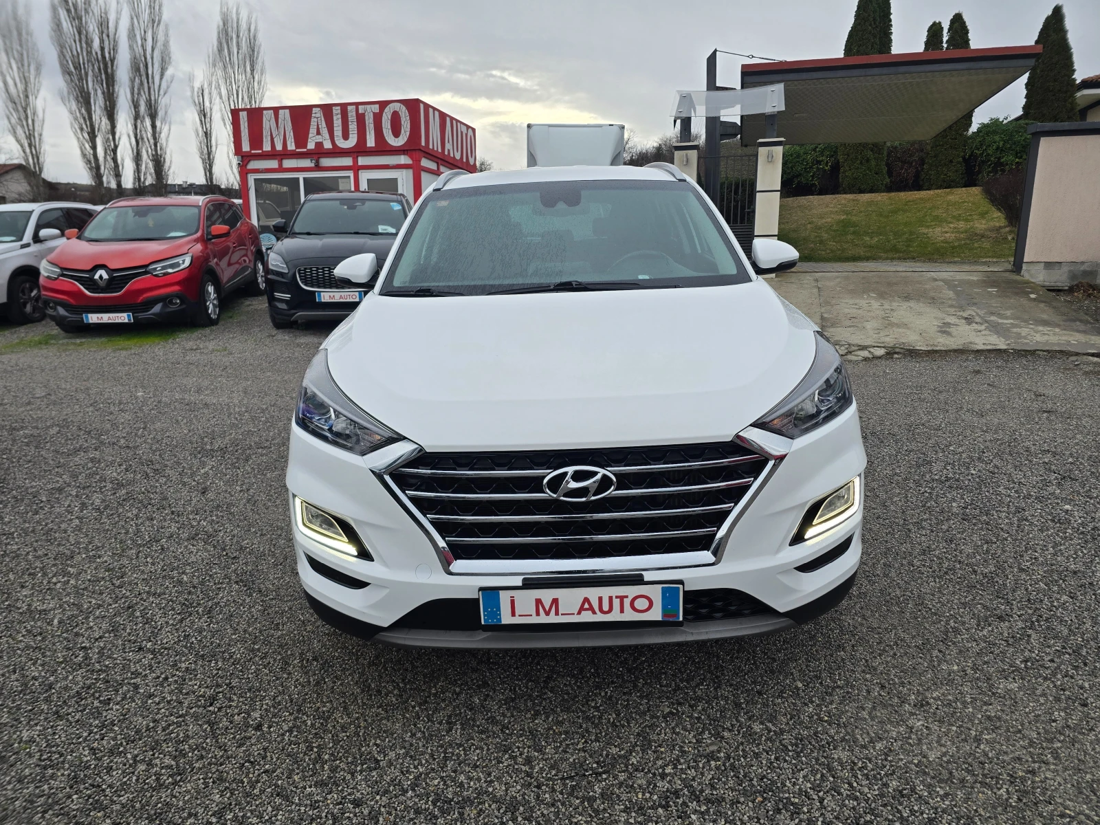 Hyundai Tucson 1.6-CRDI-AVTOMATIC-NAVI-EURO6W - изображение 2