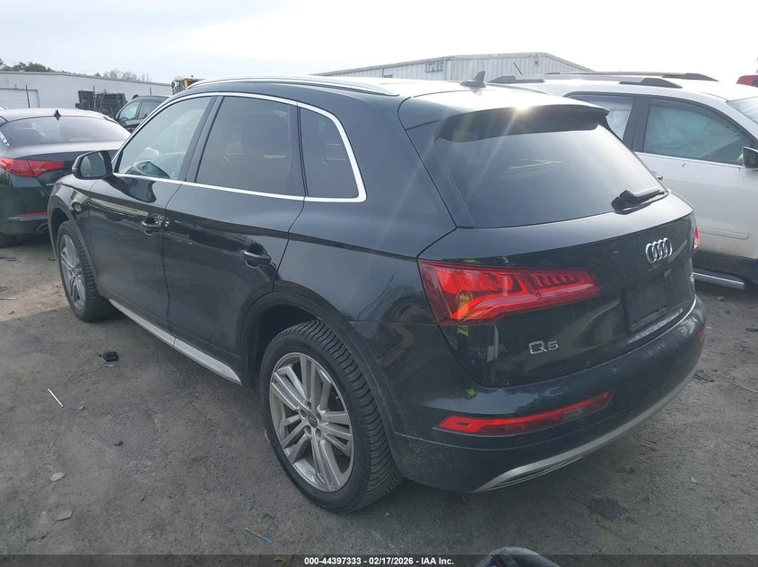 Audi Q5 2.0l 2.0T Premium/2.0T Tech Premium, снимка 3 - Автомобили и джипове - 53924256