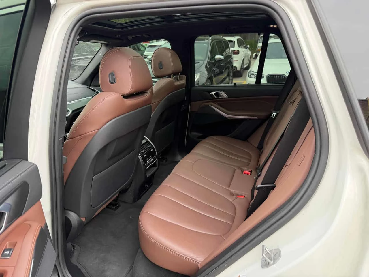 BMW X5 xDrive40i / 360 / HEAD UP / CARFAX, снимка 13 - Автомобили и джипове - 54581099