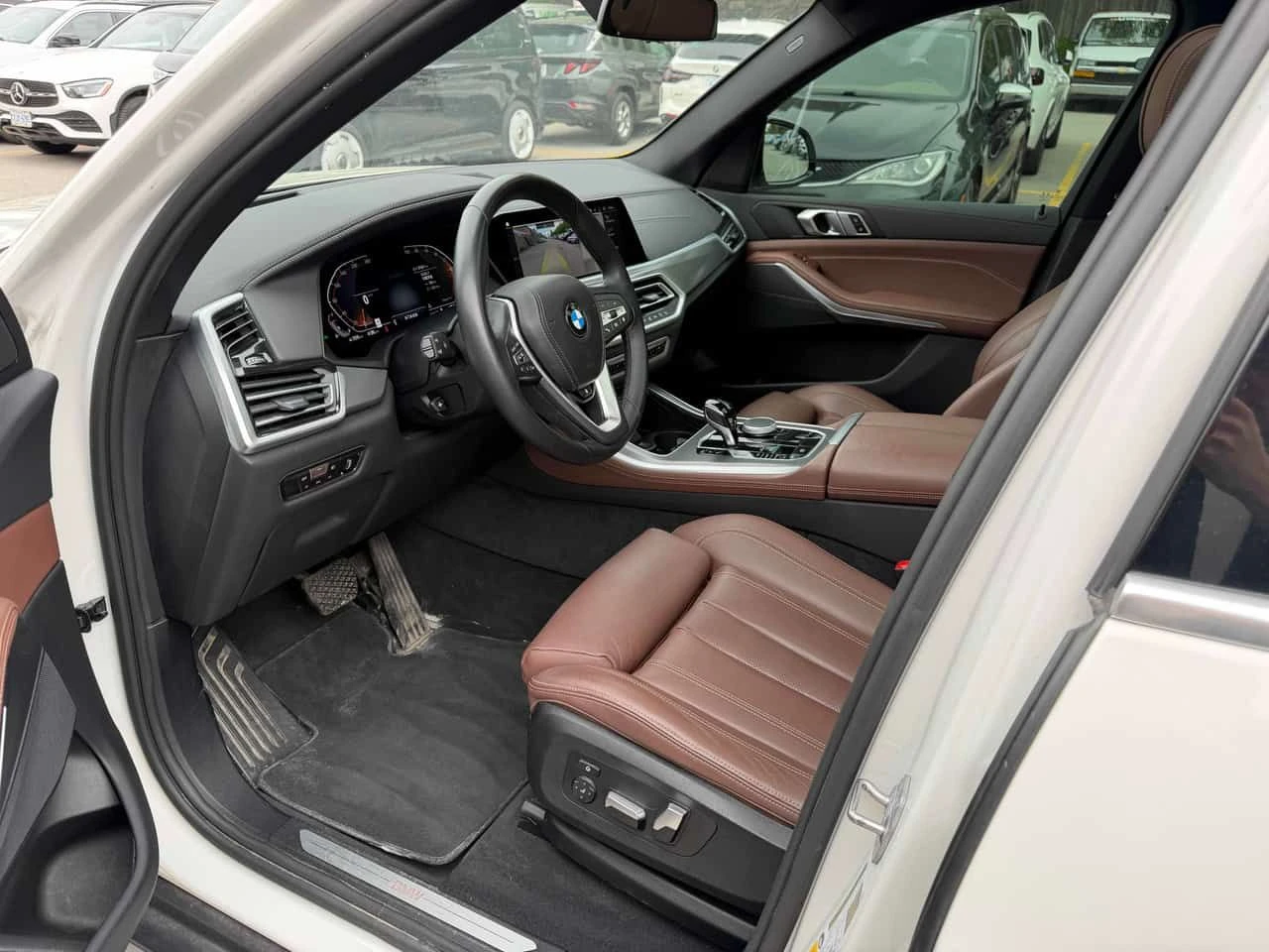 BMW X5 xDrive40i / 360 / HEAD UP / CARFAX, снимка 5 - Автомобили и джипове - 54581099