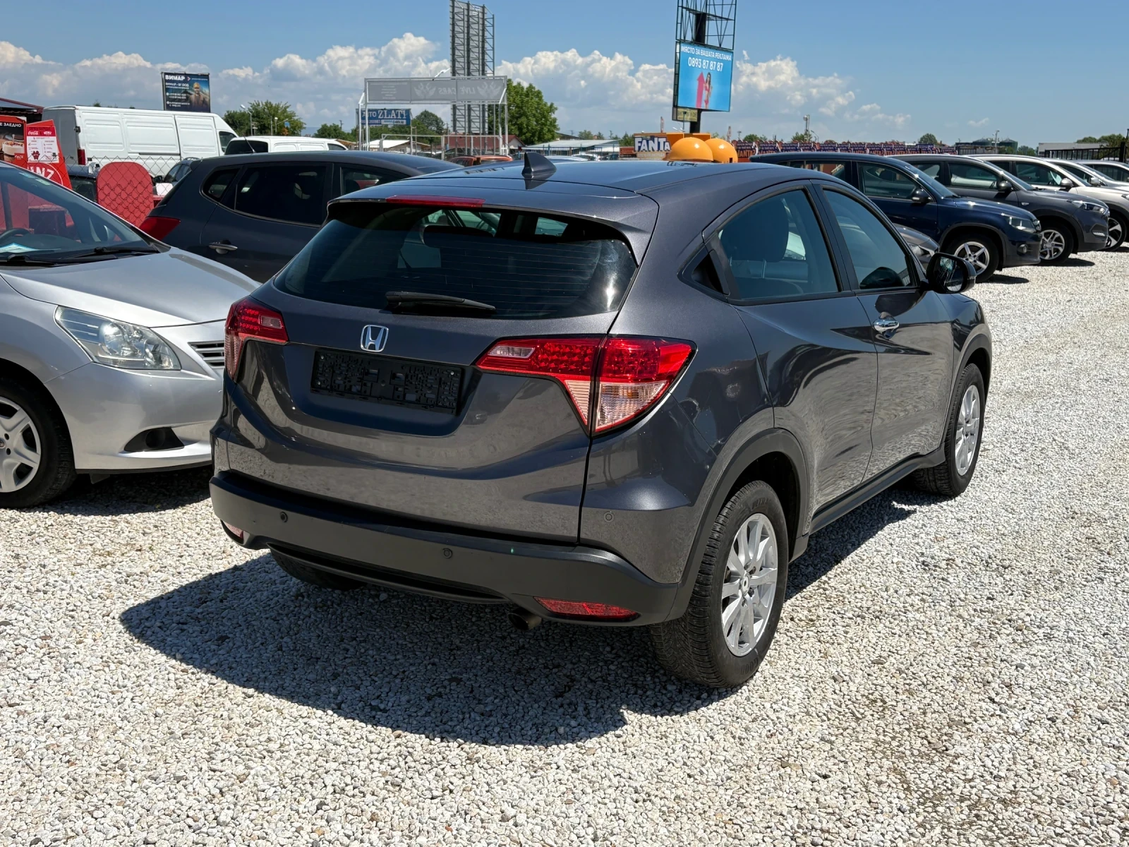 Honda Hr-v, снимка 3 - Автомобили и джипове - 54693502
