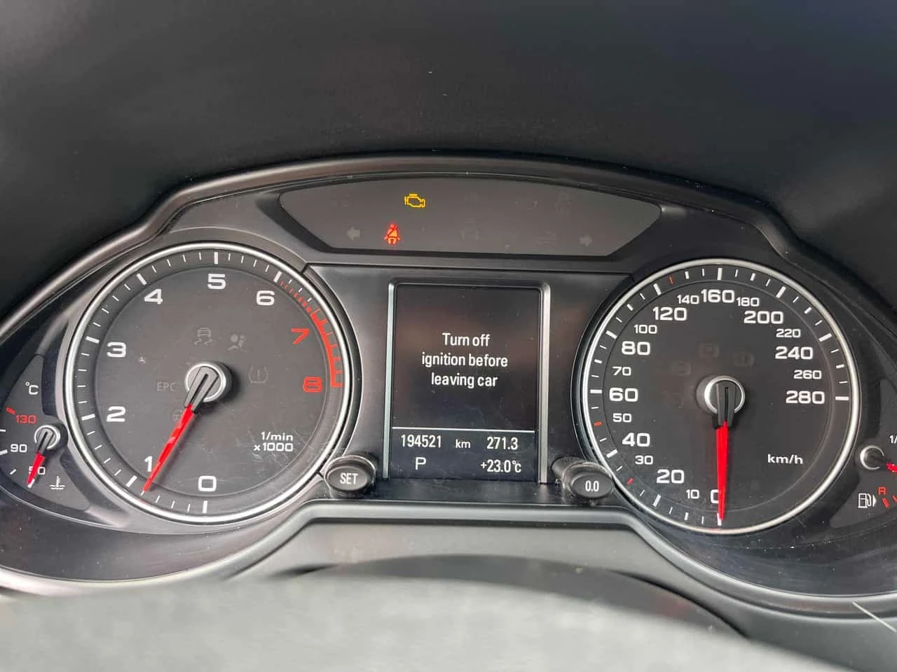 Audi Q5 * 2.0T Progressiv * CARFAX * ОТ ПРЕДСТАВИТЕЛСТВО , снимка 8 - Автомобили и джипове - 55748903