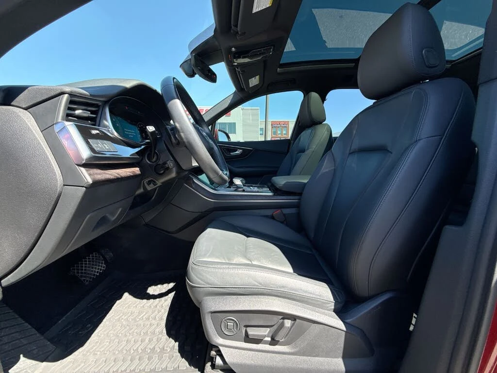 Audi Q7 55TFSI* MATRIX* S* LINE* ПАНОРАМА* МЪРТВАТ* ТОЧКА*, снимка 13 - Автомобили и джипове - 55982810