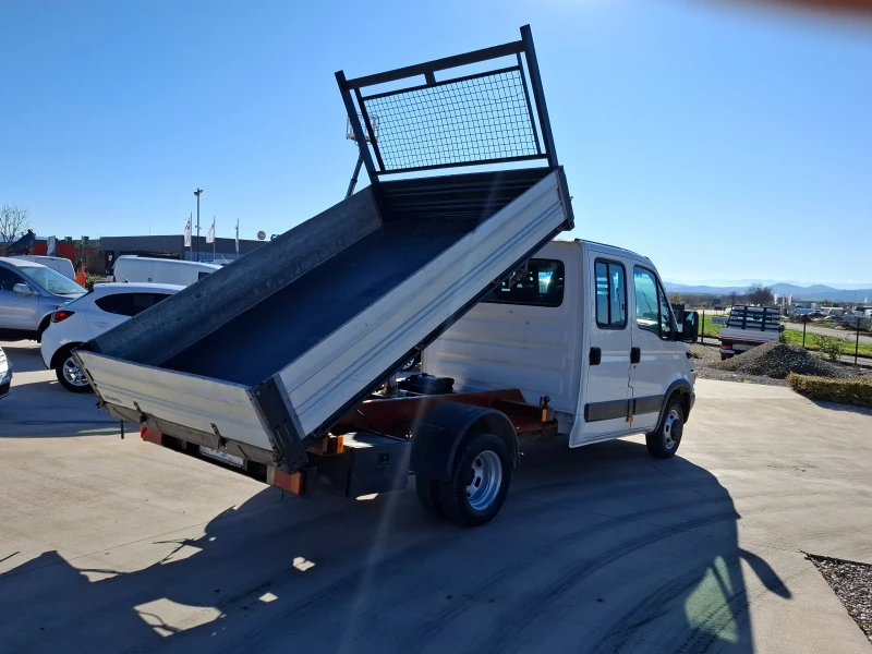 Iveco Daily До3.5т/2.8/Климатик/Maxi/6+ 1м., снимка 3 - Бусове и автобуси - 52521741