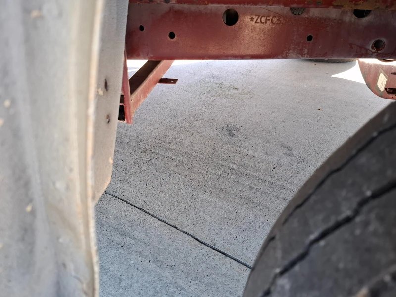 Iveco Daily До3.5т/2.8/Климатик/Maxi/6+ 1м., снимка 14 - Бусове и автобуси - 52521741