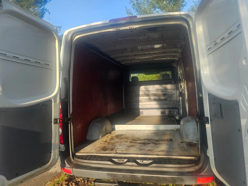 VW Crafter 2.5TDI L2H1 109pk, снимка 6 - Бусове и автобуси - 52776081