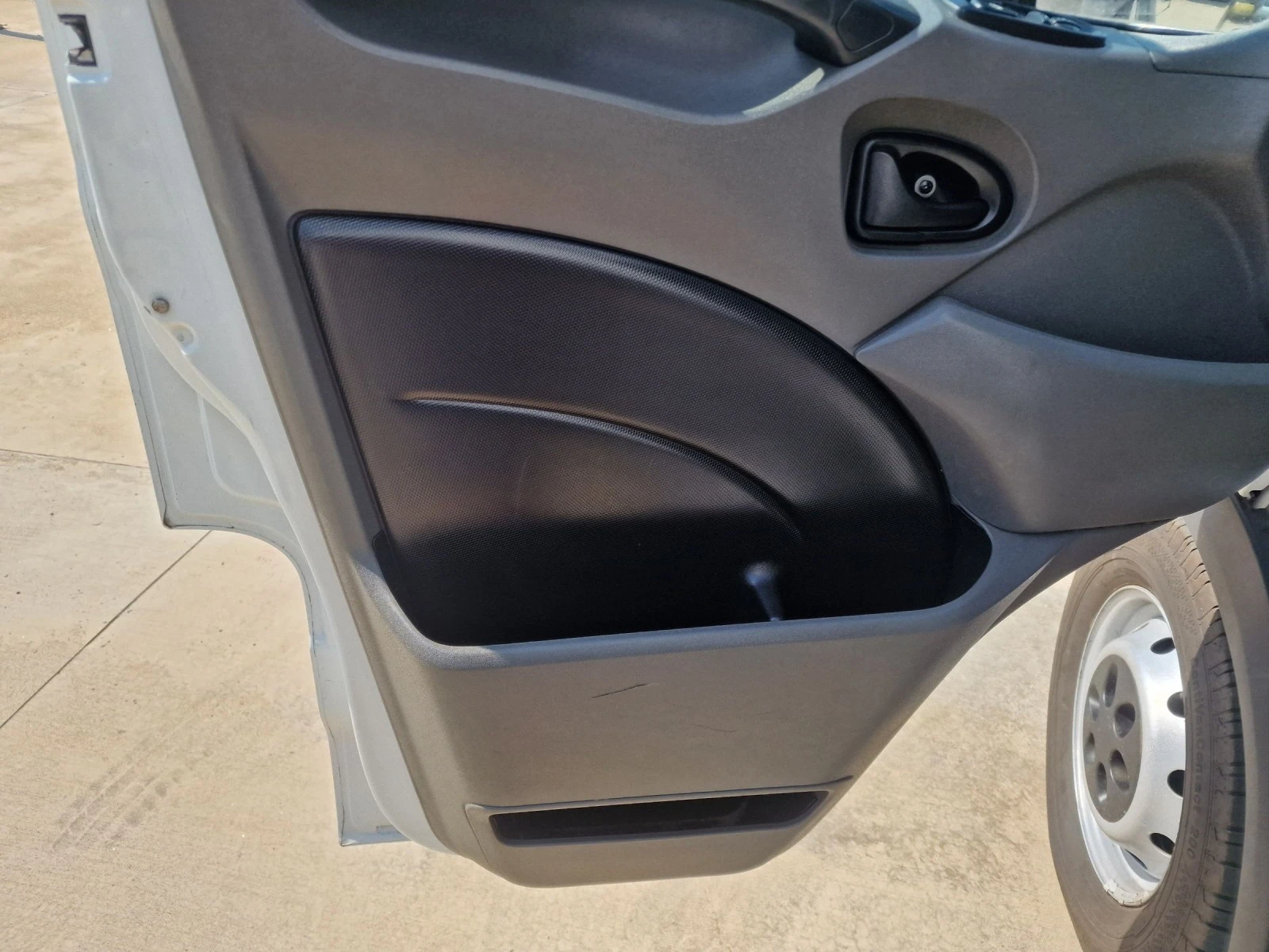 Iveco 35s15 3.0HPI    | Mobile.bg   15