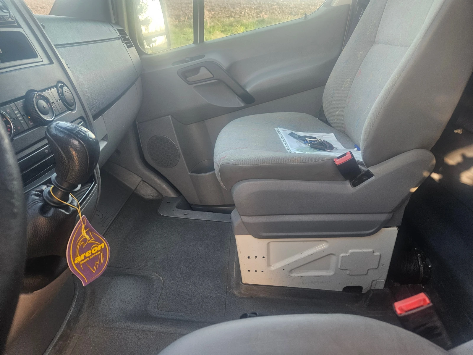 VW Crafter 2.5TDI L2H1 109pk | Mobile.bg � ����������� 15