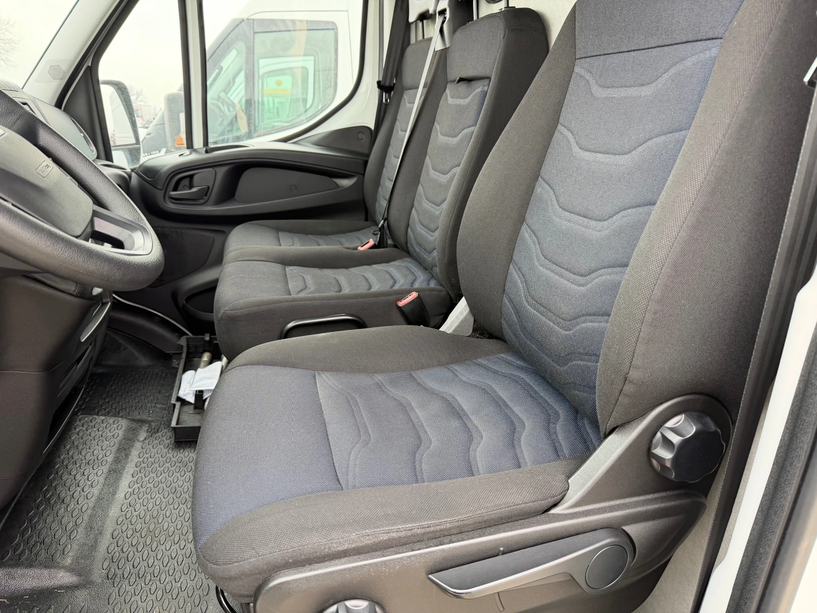 Iveco 35c15, снимка 4 - Бусове и автобуси - 53999194