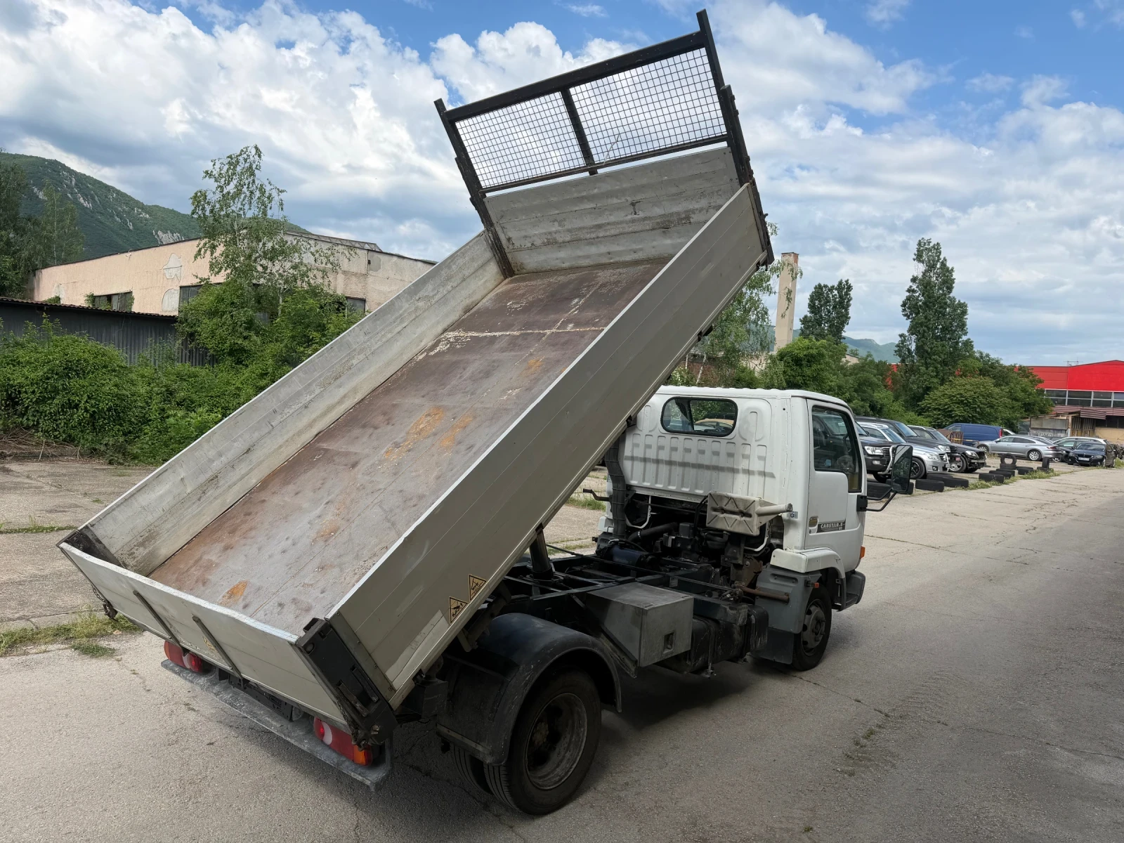 Nissan Capstar Самосвал* ИТАЛИЯ, снимка 4 - Бусове и автобуси - 54728055