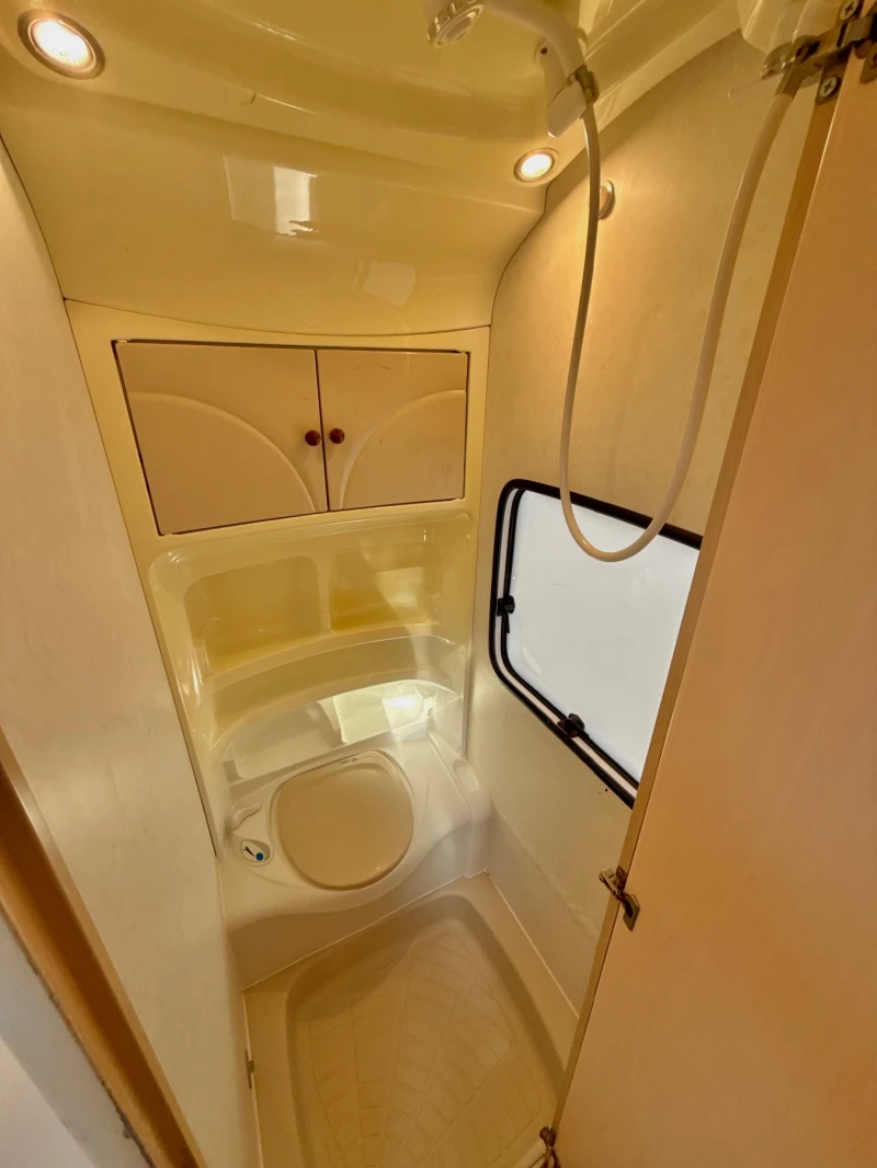 Каравана Hobby VIP 2013  / НОВ ВНОС / РЕГИСТРИРАНА / TOП, снимка 16 - Каравани и кемпери - 52753305