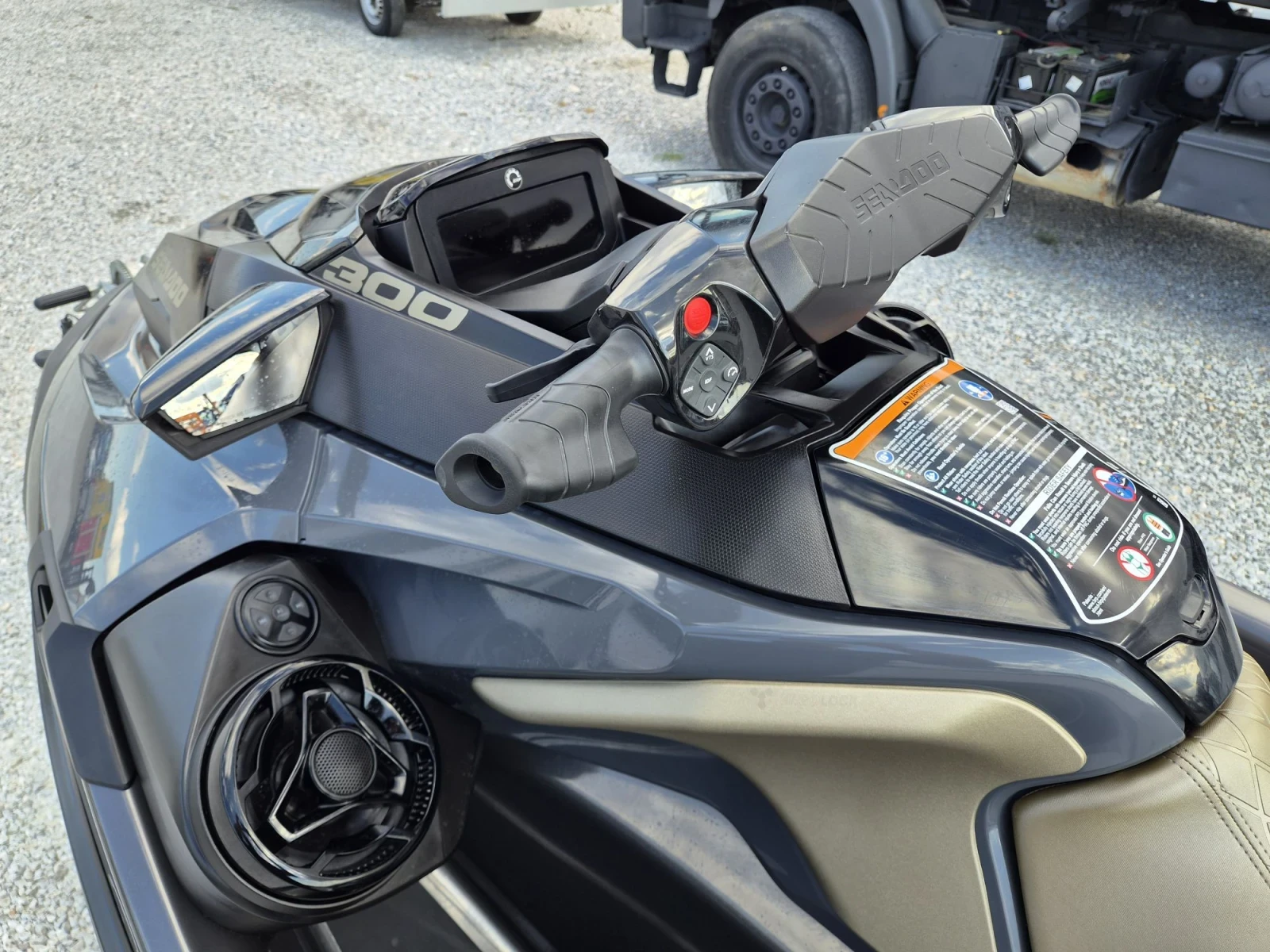 Джет Bombardier Sea Doo Sea Doo GTX Limited 300 Audio, снимка 8 - Воден транспорт - 55401114