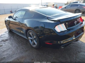 Ford Mustang 3.7l Fastback V6, снимка 3