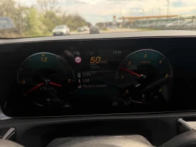 Mercedes-Benz CLA 180, снимка 15