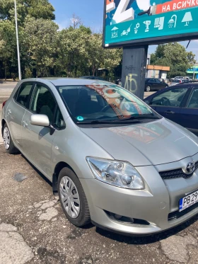 Toyota Auris, снимка 2