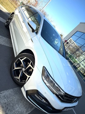 VW Passat 2.0 TSI 3x R-Line Face Digital, снимка 2