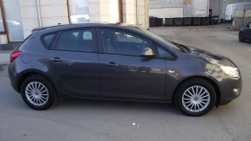 Opel Astra 1.7.d.110.k.c.6.speed.COSMO, снимка 2