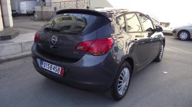 Opel Astra 1.7.d.110.k.c.6.speed.COSMO, снимка 3