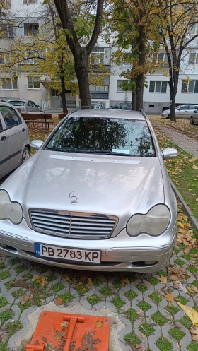     Mercedes-Benz C 200
