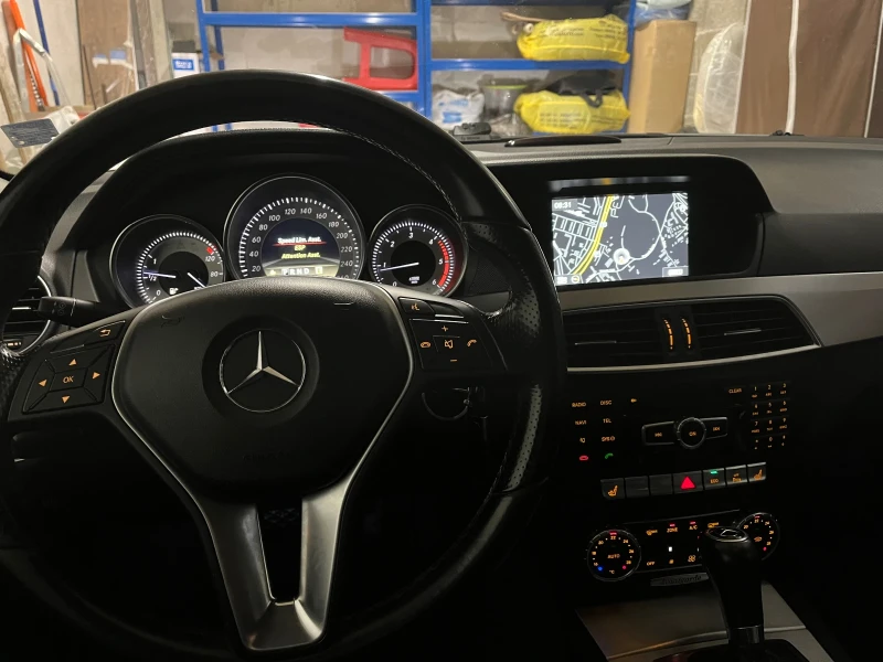 Mercedes-Benz C 250, снимка 2 - Автомобили и джипове - 48641106