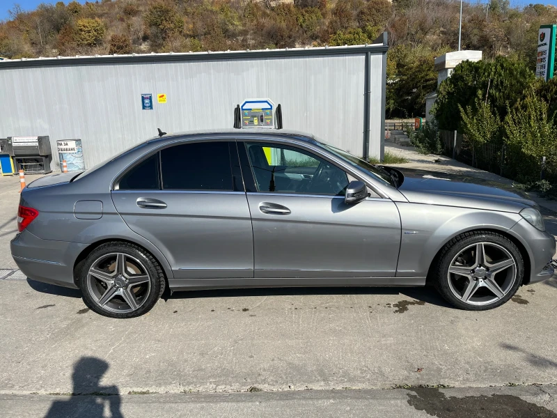 Mercedes-Benz C 250, снимка 5 - Автомобили и джипове - 48641106