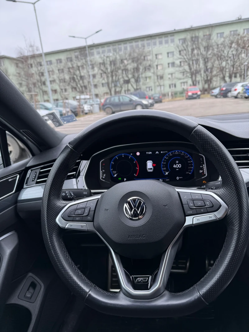 VW Passat 2.0 TSI 3x R-Line Face Digital, снимка 8 - Автомобили и джипове - 49457853