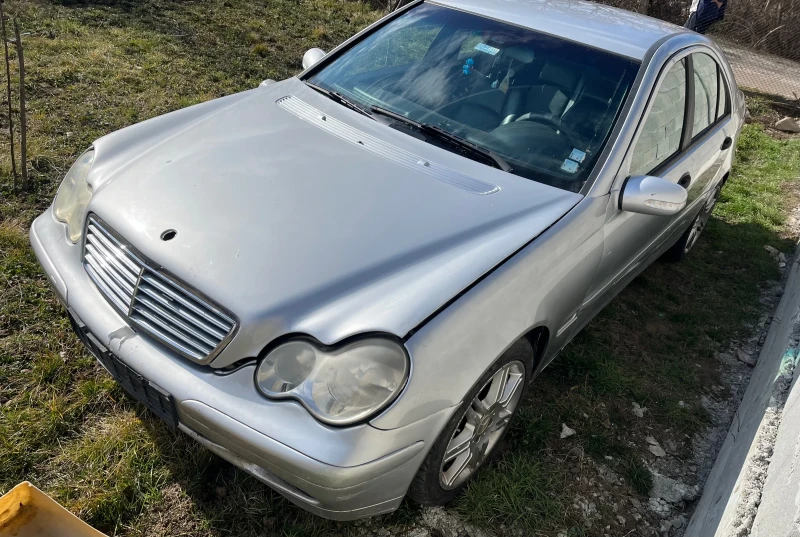 Mercedes-Benz C 200 Cdi, снимка 3 - Автомобили и джипове - 49373256