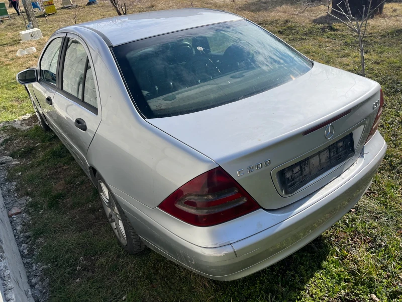 Mercedes-Benz C 200 Cdi, снимка 5 - Автомобили и джипове - 49373256