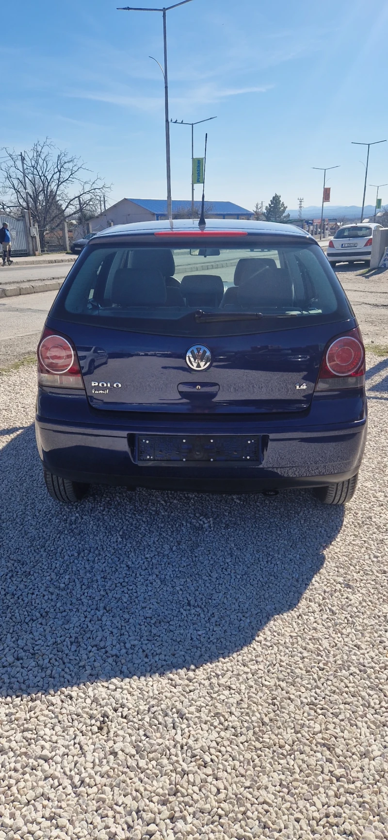 VW Polo 1.4i, снимка 4 - Автомобили и джипове - 49435042